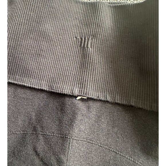 LULULEMON Womens Black Training Shorts Size 6 - Picture 6 of 6